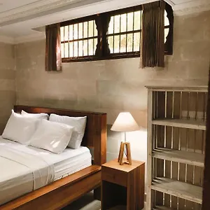 https://darma-yogi-house.ubudhotelsnow.com